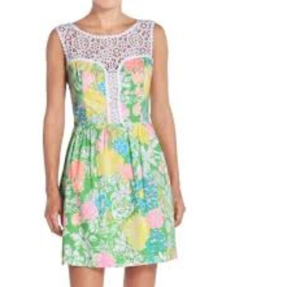 Lilly Pulitzer Dresses & Skirts - Lilly Pulitzer Dress Womens 0 Bright Colorful Hibiscus Stroll Raegan Lace Resort